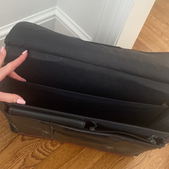 Targus Briefcase - Picture 5 of 13